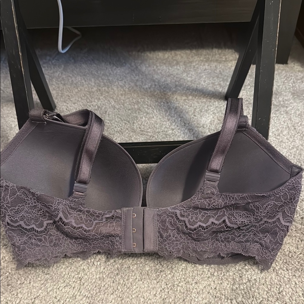 Victoria's Secret Gray Lace Push-Up Bra - Picture 3 of 9